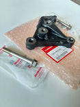 Honda OEM CRV passenger side motor mount bracket with bolts [11910-PPA-000]